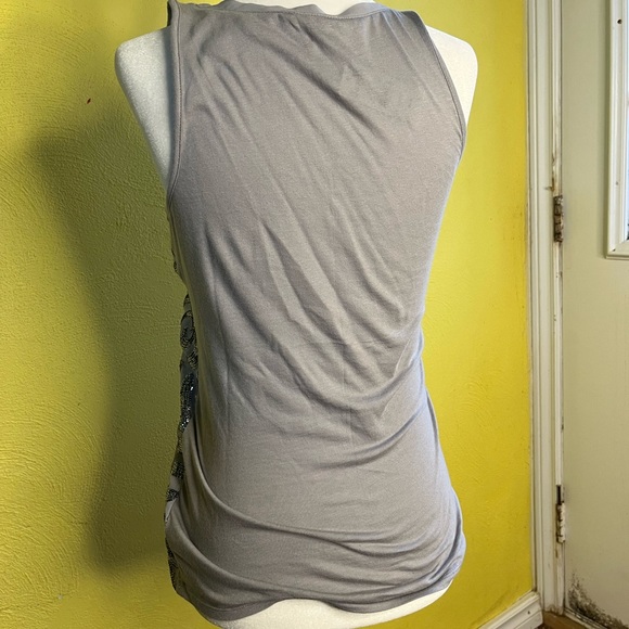 New Woman’s Sequined Tank Top w/ lots of Sparkle! - Picture 4 of 9